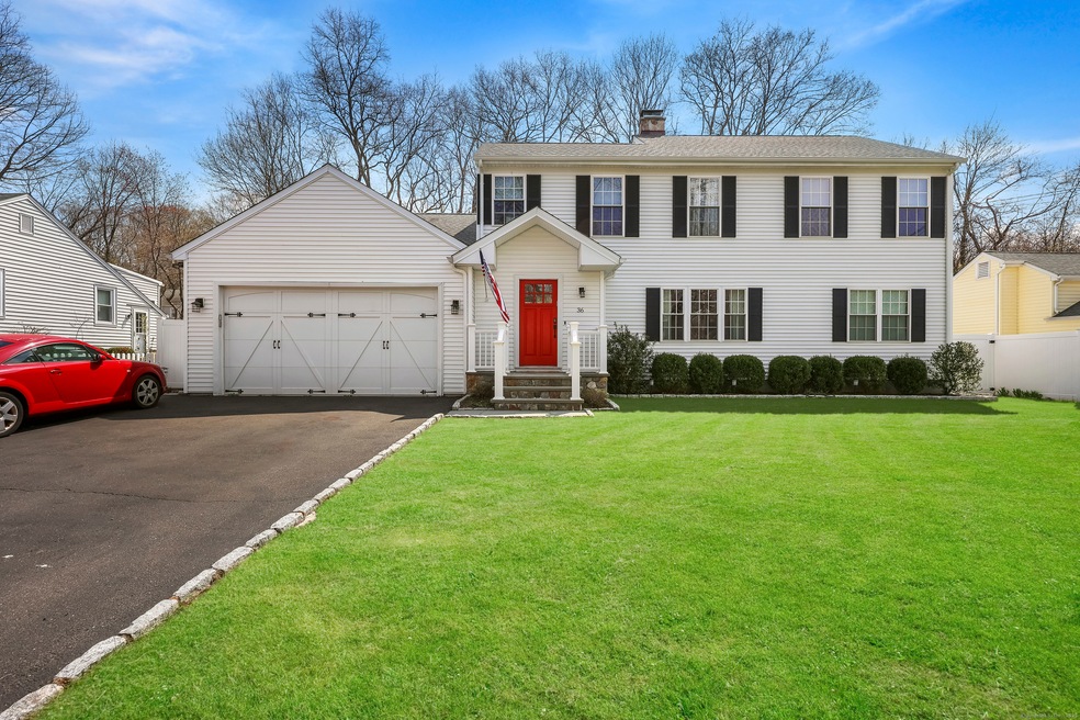 Sold $1,100,000 • Co-Listing Agent