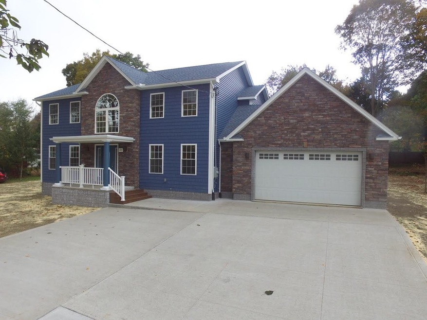 397 N Westfield St, Feeding Hills, MA 01030 - photo 1