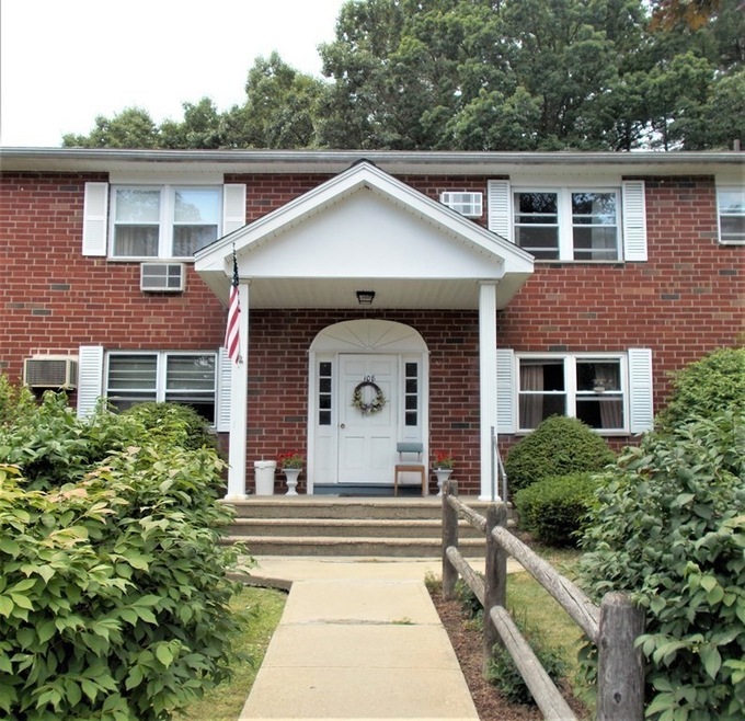 108 Litchfield Pines Dr unit A, Leominster, MA 01453 - photo 1