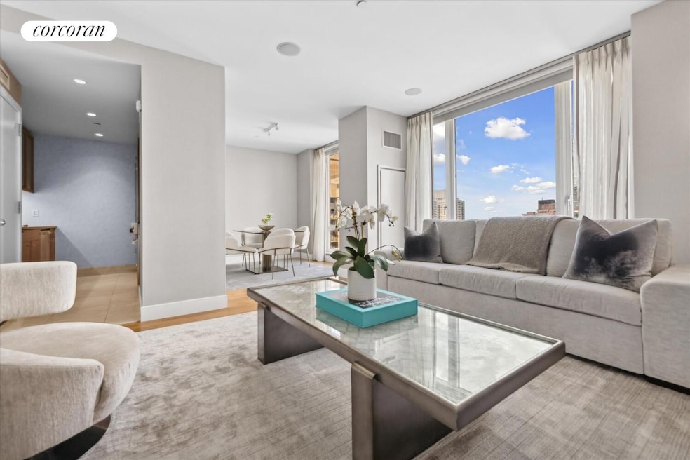 Pending $1,600,000 • Co-Listing Agent