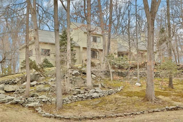 44 Brett Ln, Bedford, NY 10506 - photo 1