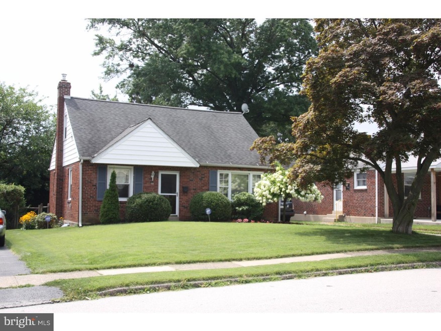 13 Walnut Hill Ln, Havertown, PA 19083 - photo 1