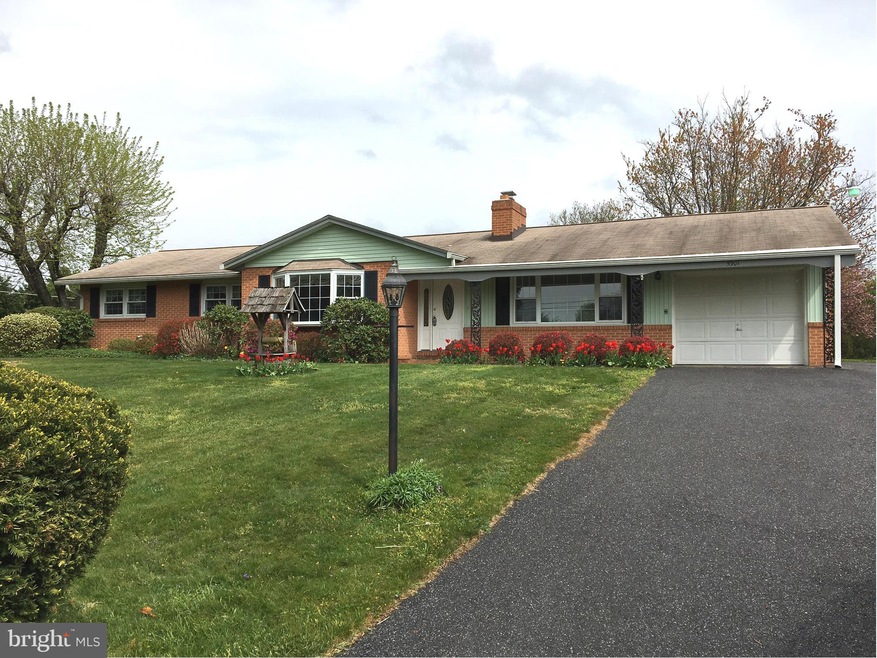 5901 Grace Lee Ave, Sykesville, MD 21784 - photo 1