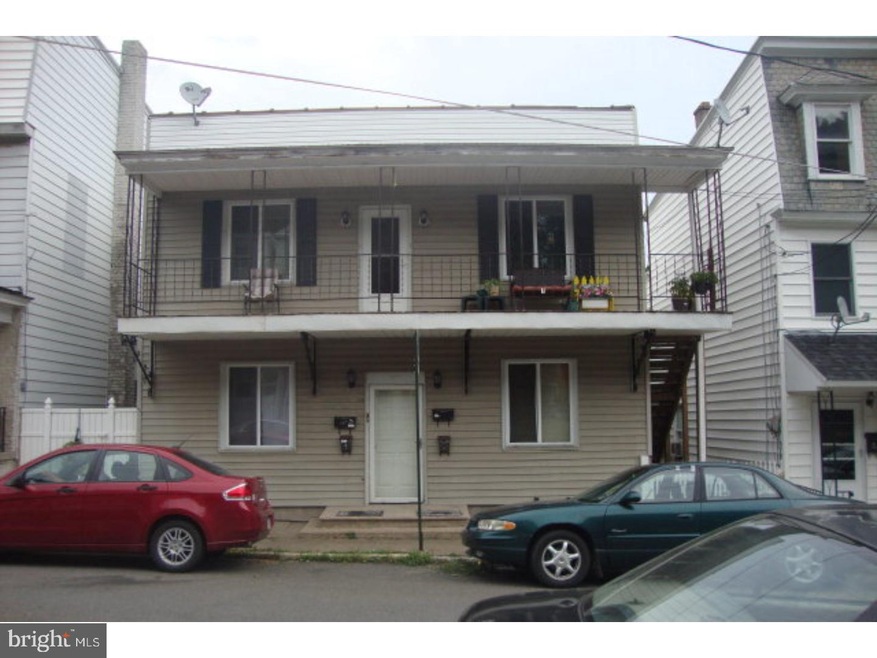 207 N 9th St, Ashland, PA 17921 - photo 1