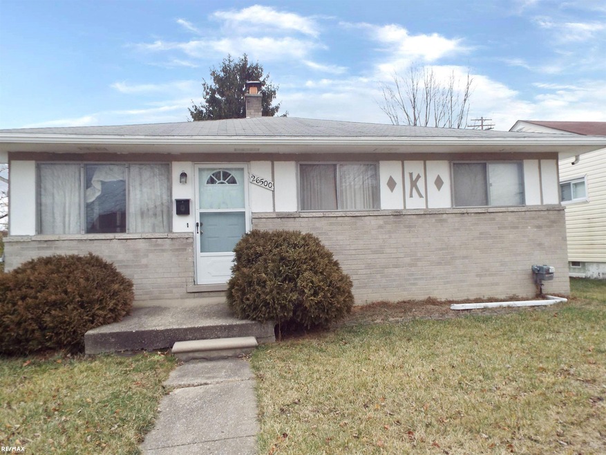 26500 Blumfield St, Roseville, MI 48066 - photo 1