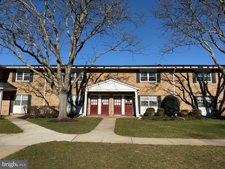 47 Garden View Terrace unit 11, East Windsor, NJ 08520 - photo 1