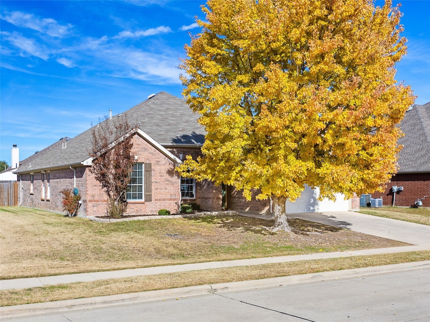 1104 Victory Bells Dr, Haslet, TX 76052 - photo 1