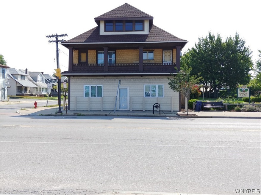1998 S Park Ave, Buffalo, NY 14220 - photo 1