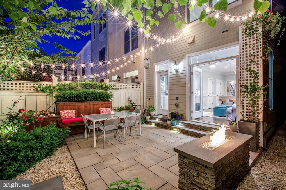 828 N Columbus St, Alexandria, VA 22314 - photo 1