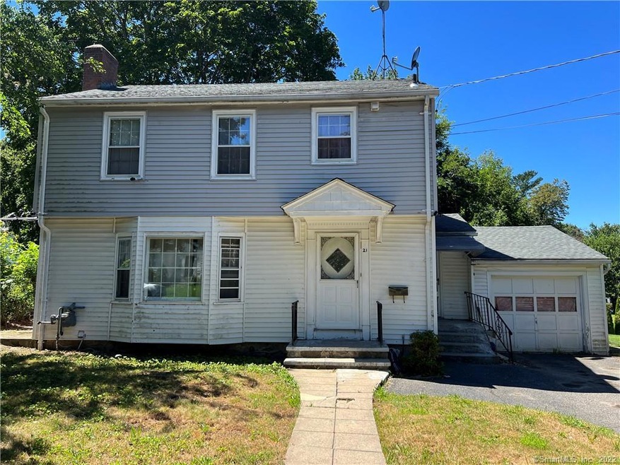 21 Robert St, Waterbury, CT 06710 - photo 1