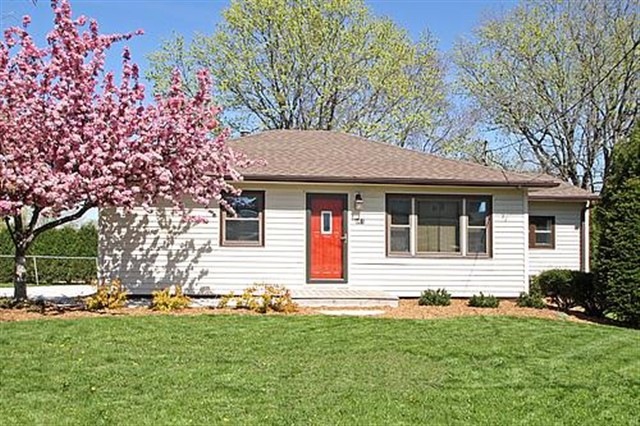 661 Janesville St, Oregon, WI 53575 - photo 1