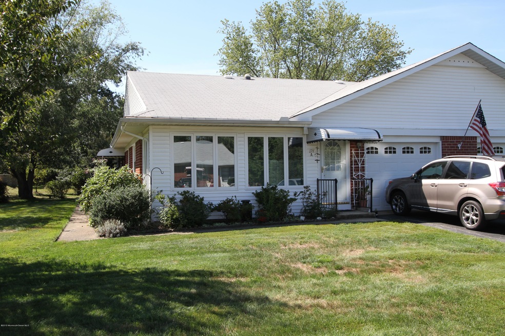 Welcome To 174-a Columbine Ave