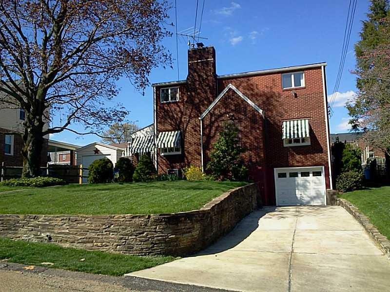 Exterior Front. Welcome home to 811 Clara Ave!