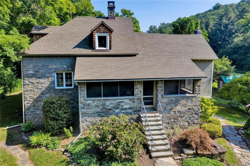 286 Swartekill Rd, Highland, NY 12528 - photo 1