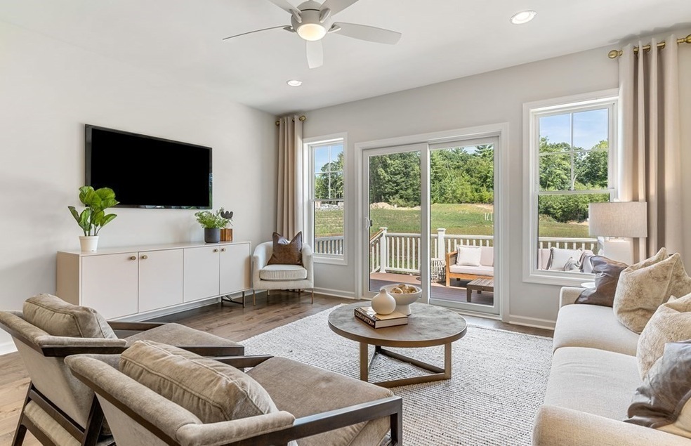 11 Archer Dr unit 19, Woburn, MA 01801 - photo 1