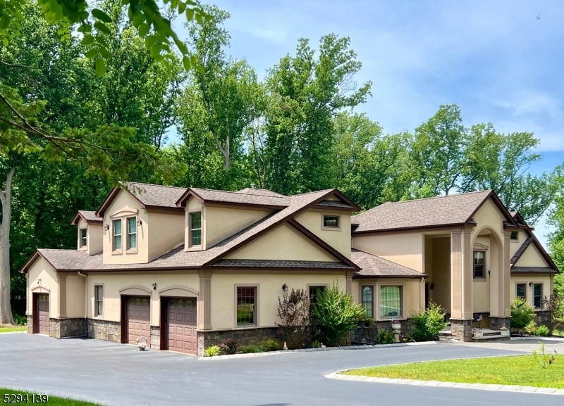 76 Telegraph Hill Rd unit 1, Holmdel, NJ 07733 - photo 1