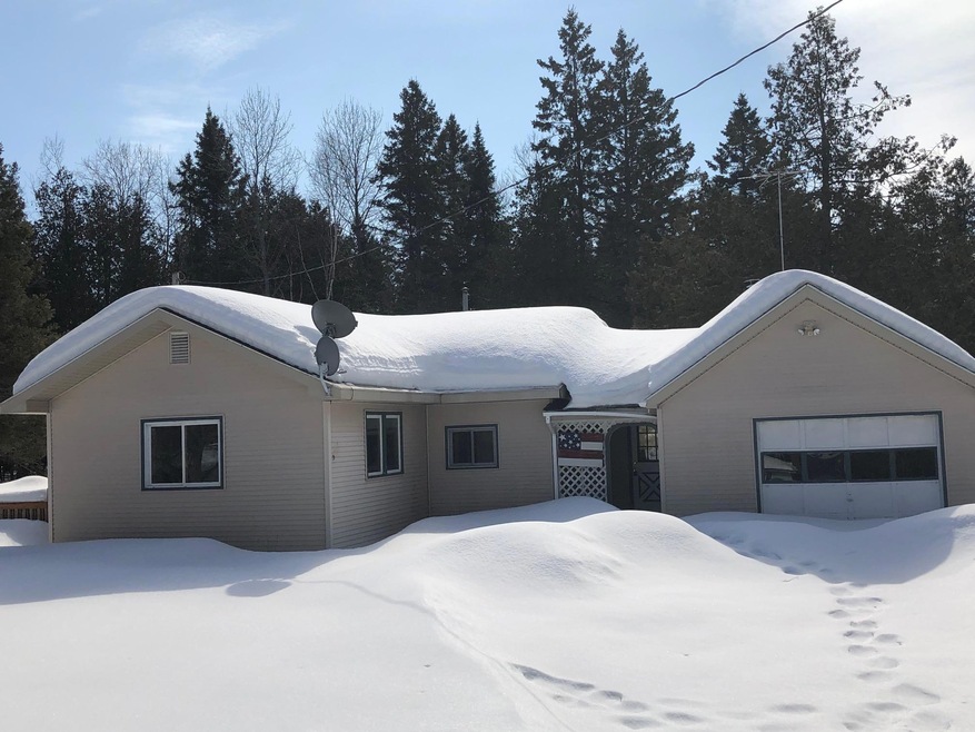 5433NPineRiverRoadMainExterior