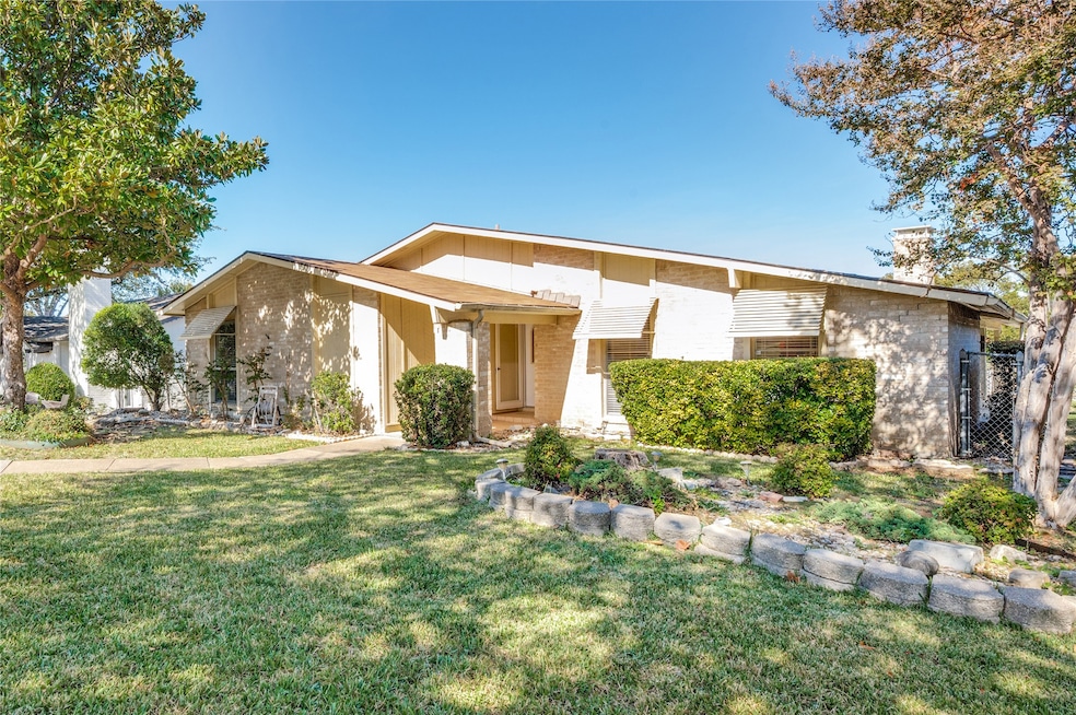 3020 Ravine Trail, Carrollton, TX 75007 - photo 1