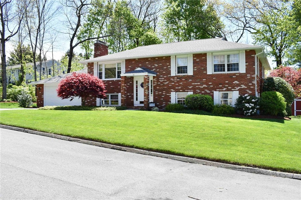 10 Westbrook Way, Cumberland, RI 02864 - photo 1