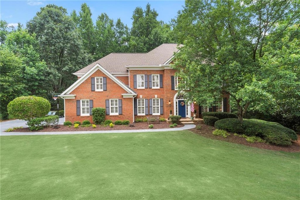 Gorgeous 3 sides brick home that has been complete