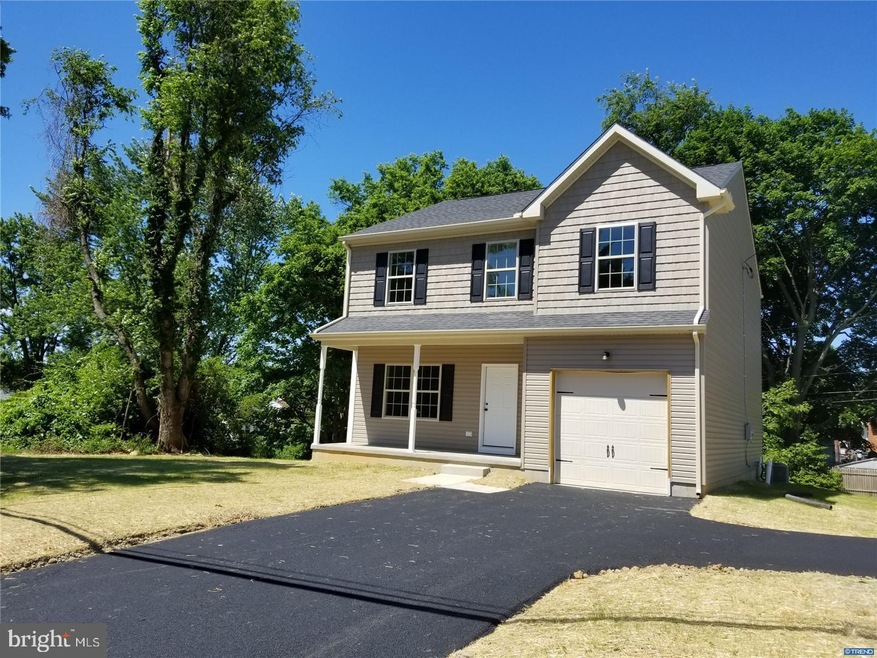 303 Pennsylvania Ave, Claymont, DE 19703 - photo 1