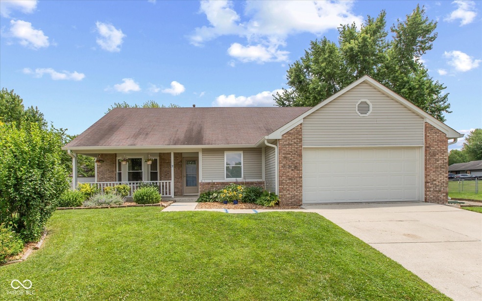 31 Morningside Ct, Whiteland, IN 46184 - photo 1