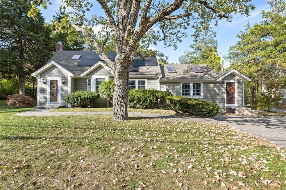 Pending $692,500 • Co-Listing Agent