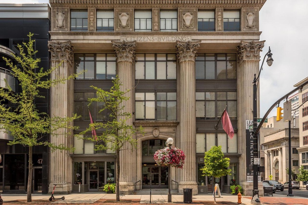 51 North High St-8