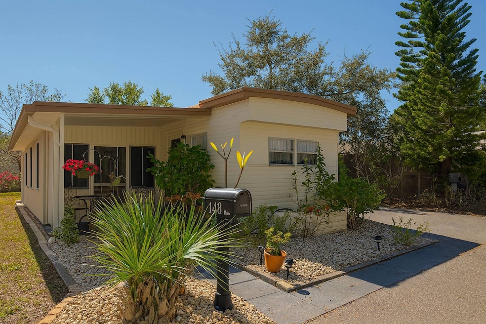 37378 US Highway 19 N, Palm Harbor, FL 34683 - photo 1