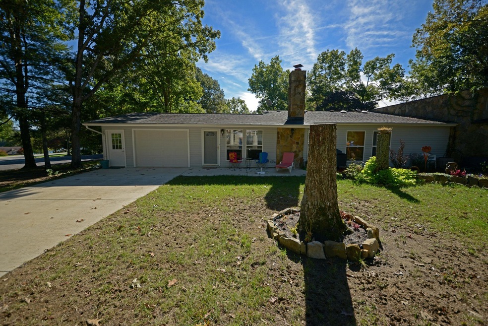 118 Dovenshire Dr, Crossville, TN 38558 - photo 1