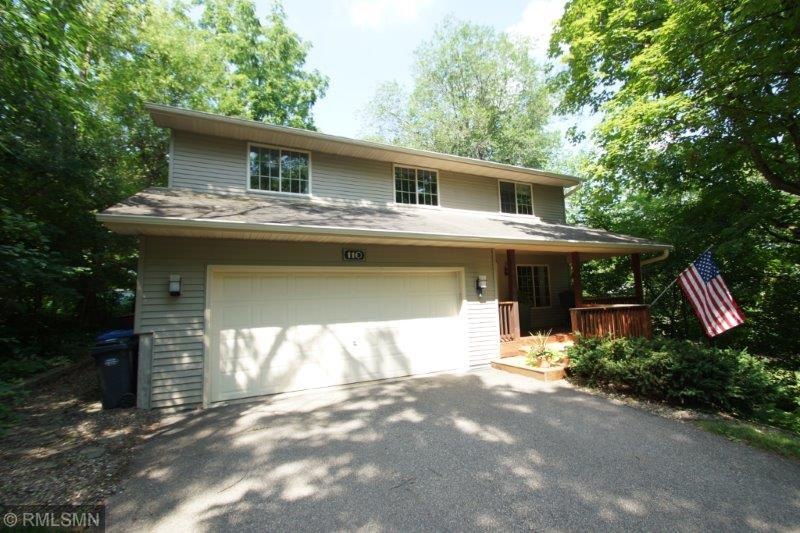 Move in ready 2 story home