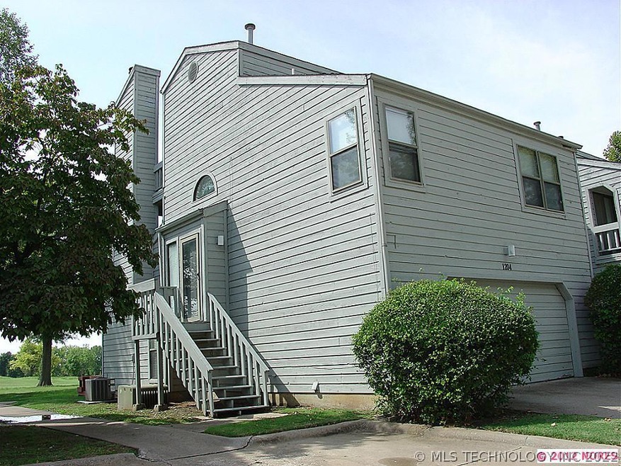 1204 W Idyllwild St, Broken Arrow, OK 74011 - photo 1