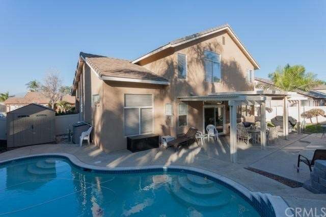 Beautiful Pool Home!