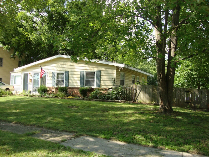 BENSON FRONT 4