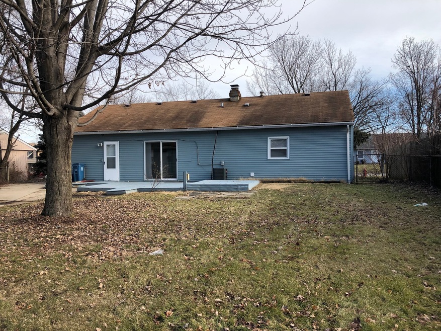 1250 Foran Ln, Aurora, IL 60506 - photo 1