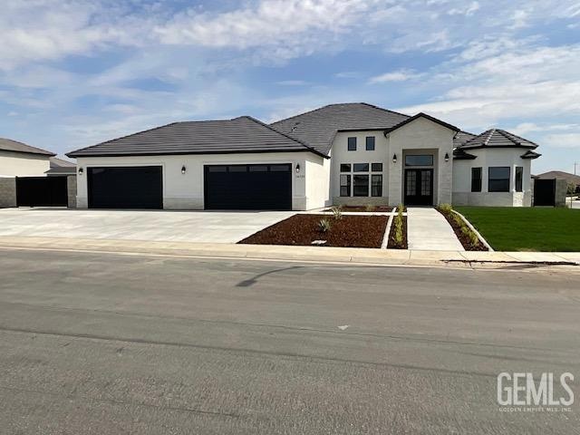 Sold $1,370,000 • Co-Listing Agent