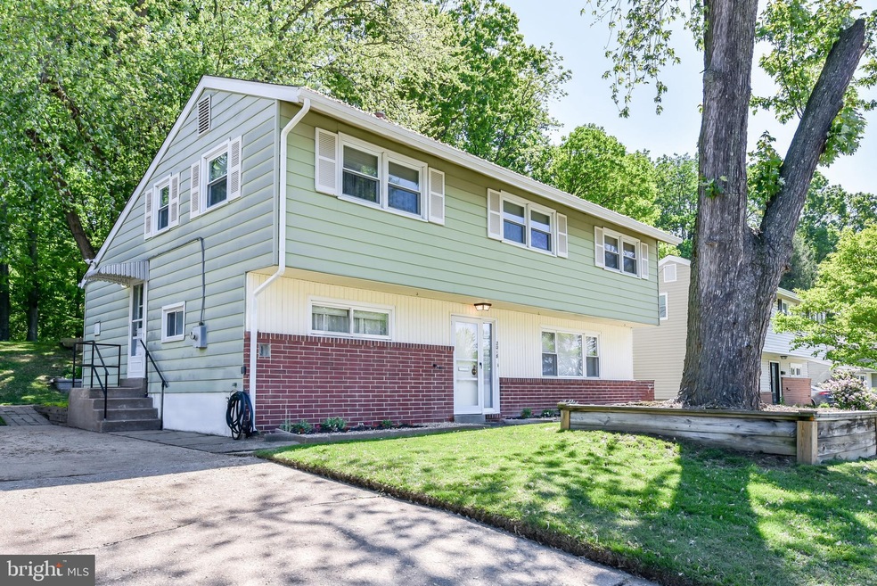 2018 Wildwood Dr, Wilmington, DE 19805 - photo 1