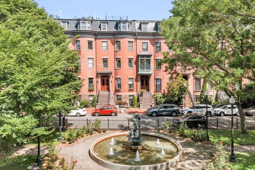 28 Worcester Square unit 3, Boston, MA 02118 - photo 1