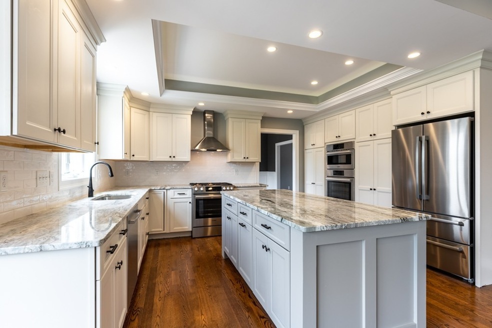 113 High St, Stoneham, MA 02180 - photo 1