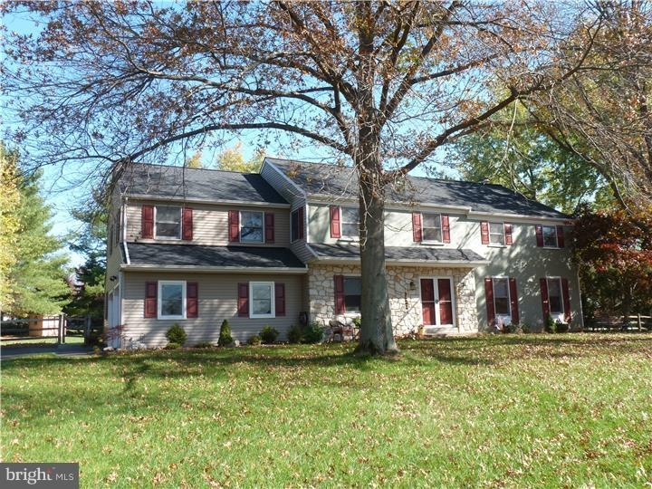 751 Paddock Place, North Wales, PA 19454 - photo 1