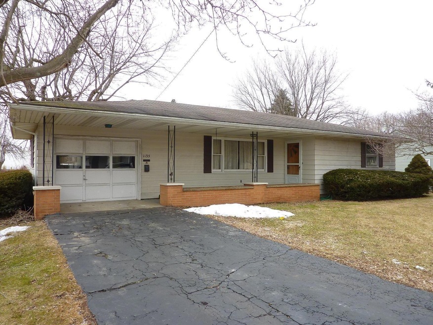 1135 Taylor Ave