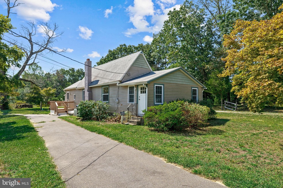 749 Maple Ave, Atco, NJ 08004 - photo 1