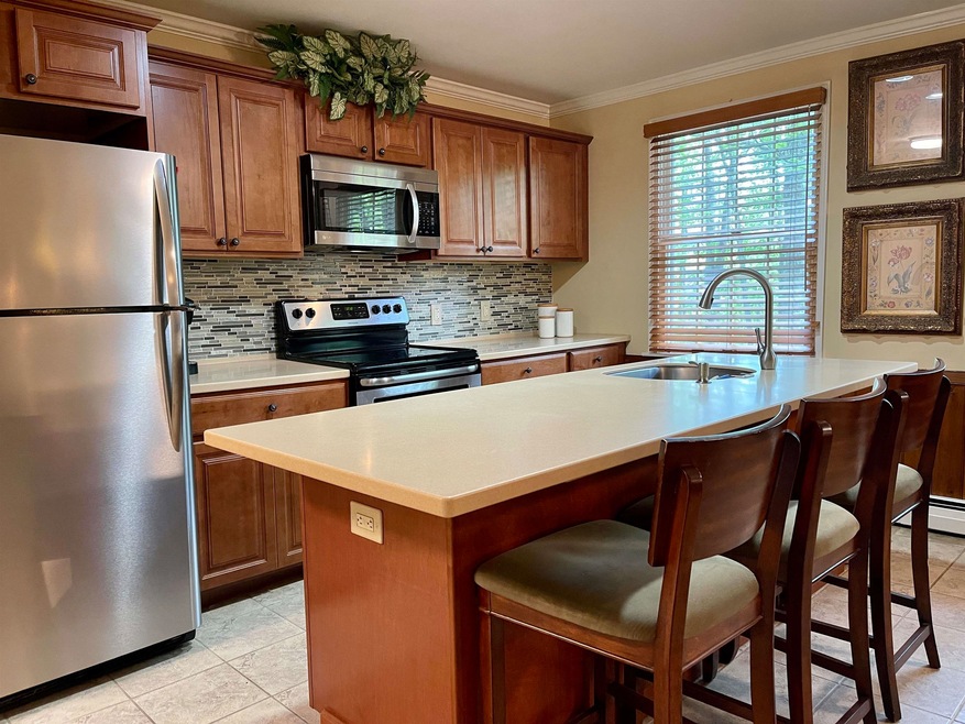 963 Baker Turn, Quechee, VT 05059 - photo 1