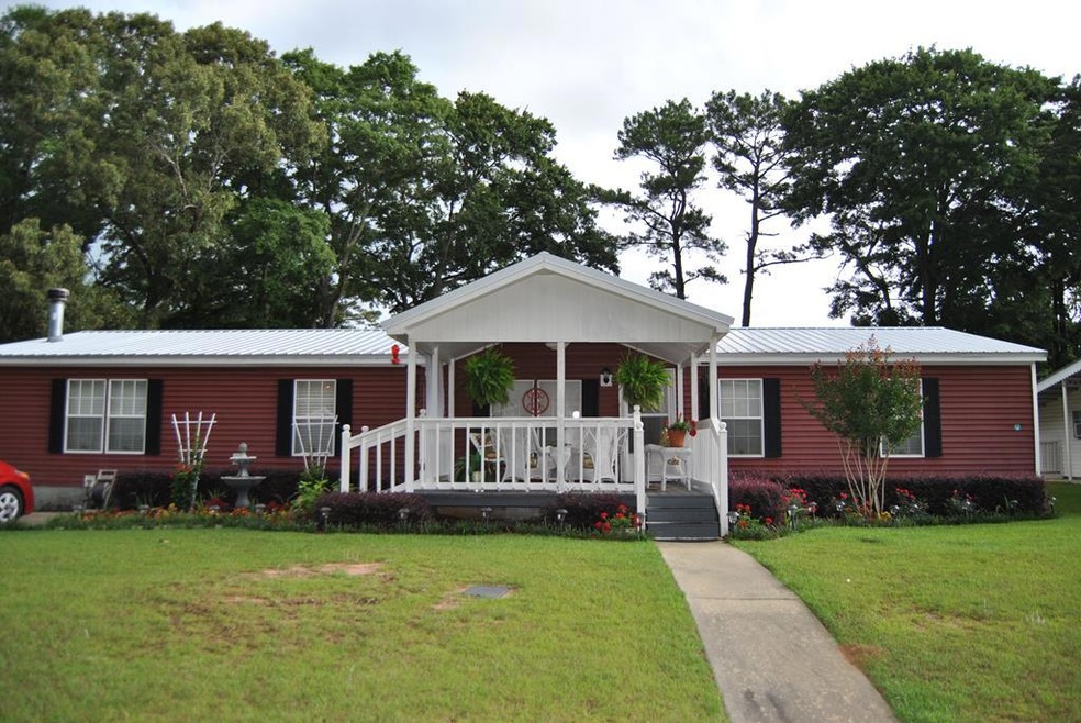 529 Covey Cir, Dothan, AL 36305 - photo 1