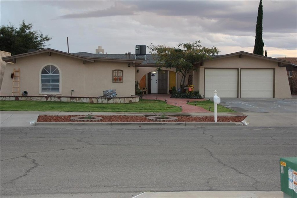 1867 Square Feet, Freshly done front lan