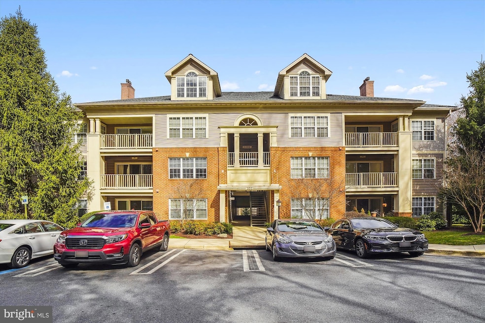 103 Timberbrook Ln unit 201, Gaithersburg, MD 20878 - photo 1
