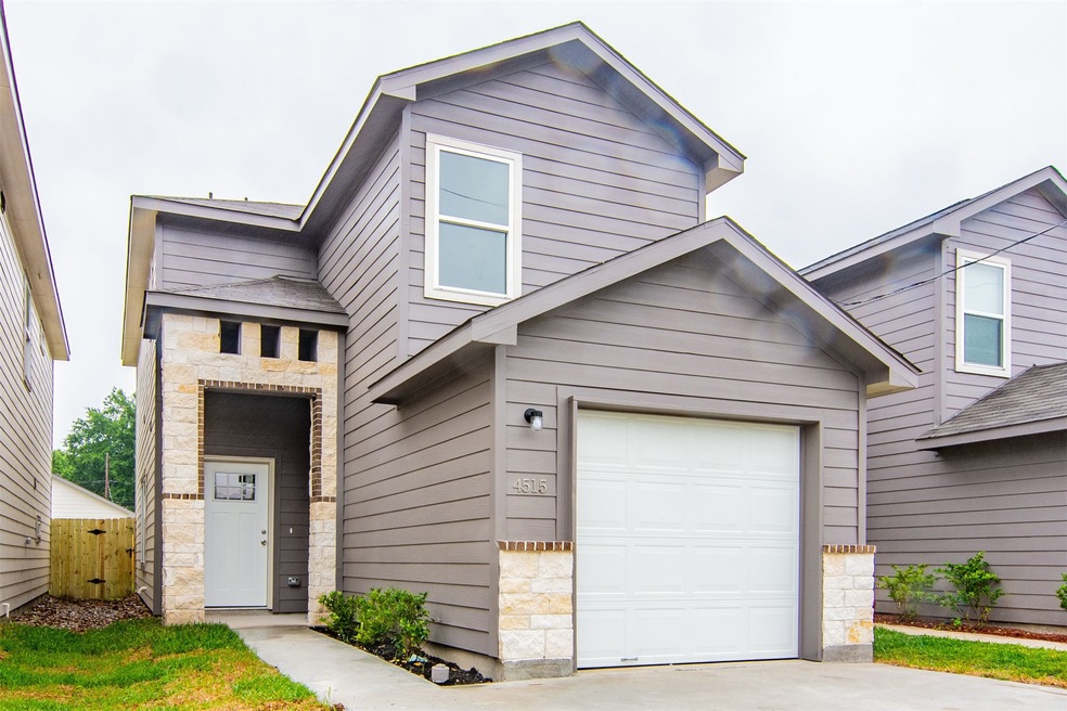 4515 Gaston St, Houston, TX 77093 - photo 1