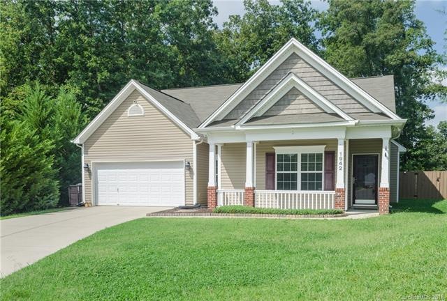 Meticulously maintained Elizabeth Oaks Home