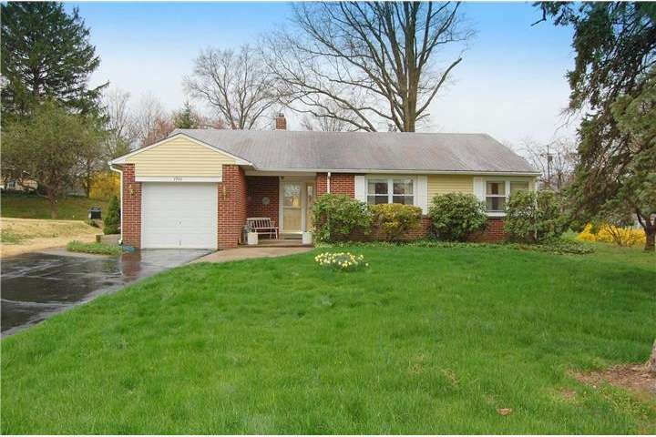 1016 W Heather Rd, Oreland, PA 19075 - photo 1