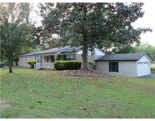 3801 Manchester Rd, Moss Point, MS 39562 - photo 1